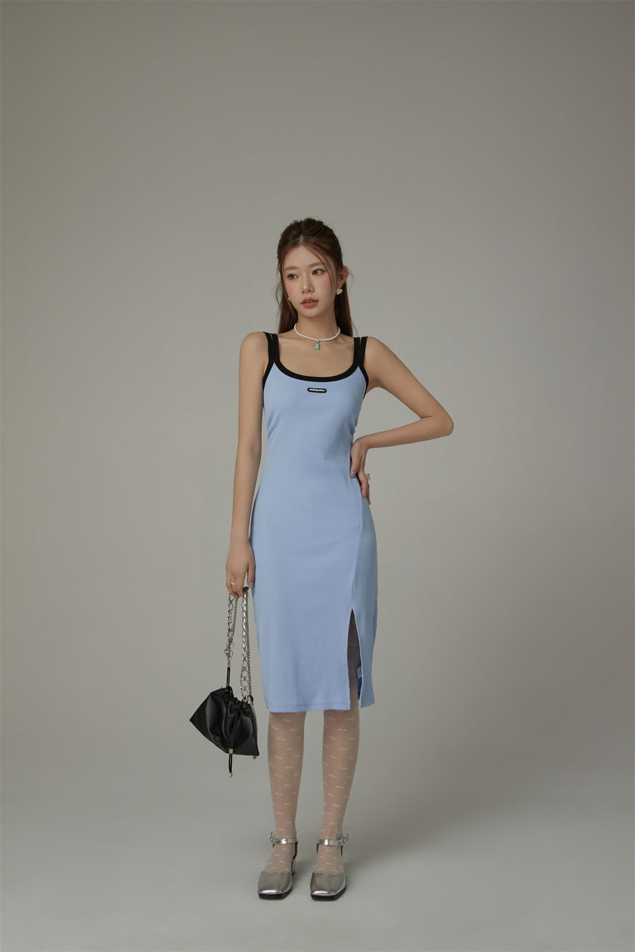 CHUU Sleeveless Slit Long Dress