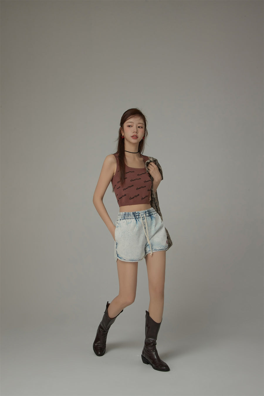 CHUU String Denim Shorts