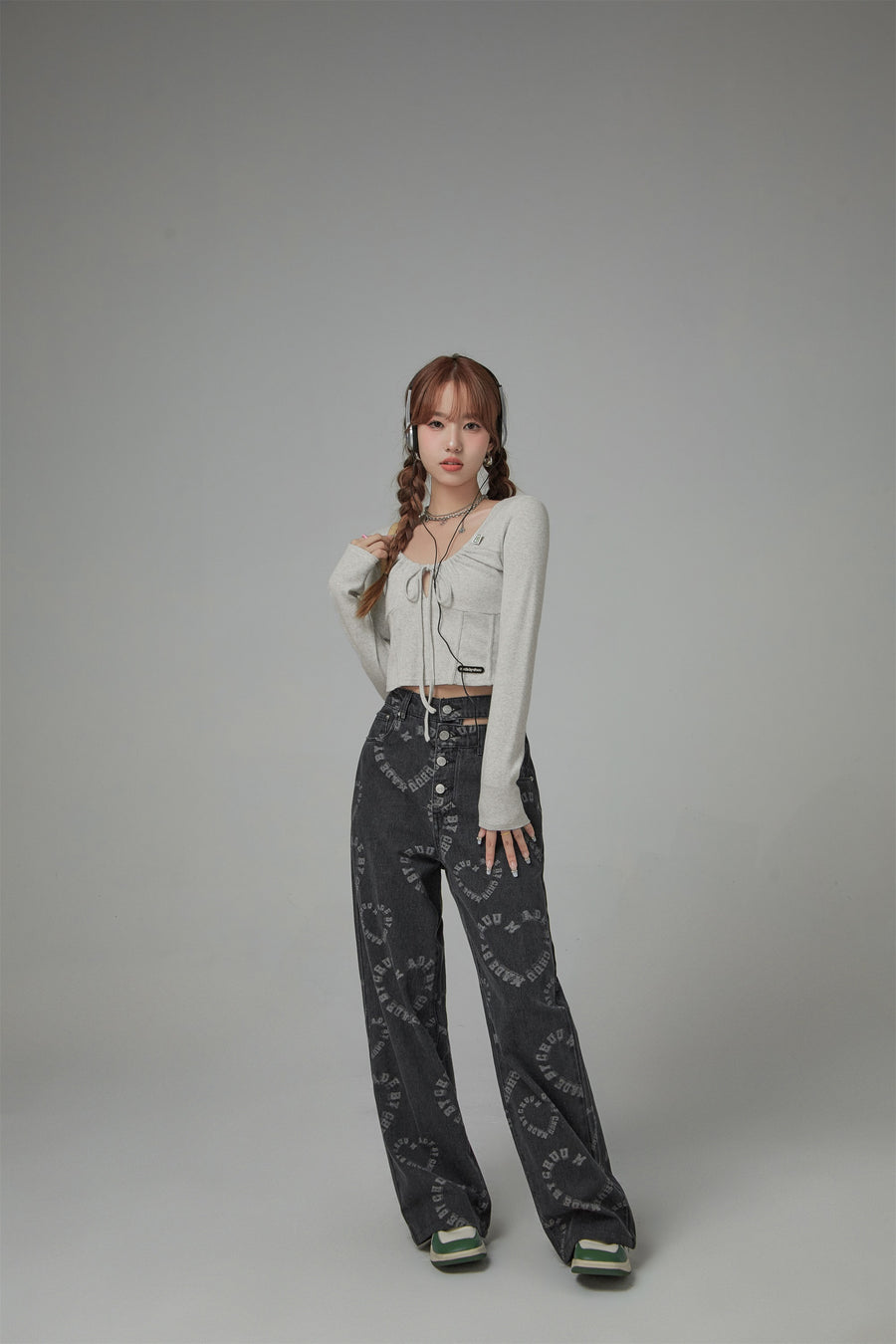 CHUU Deep Tied Round Neck Long Sleeves Top