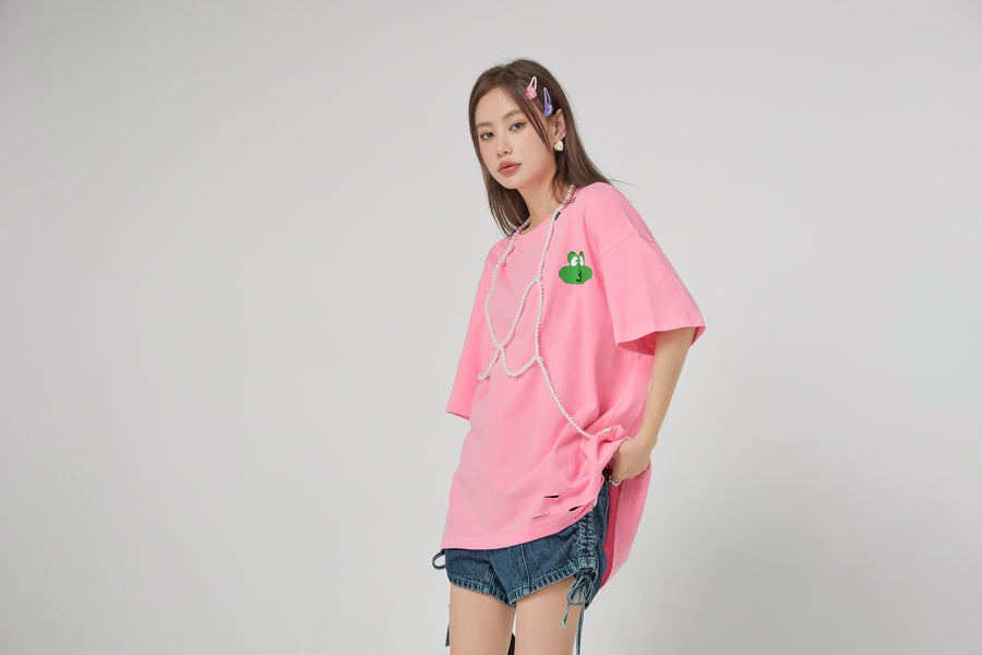 CHUU Frog With Moods Damage T-Shirt