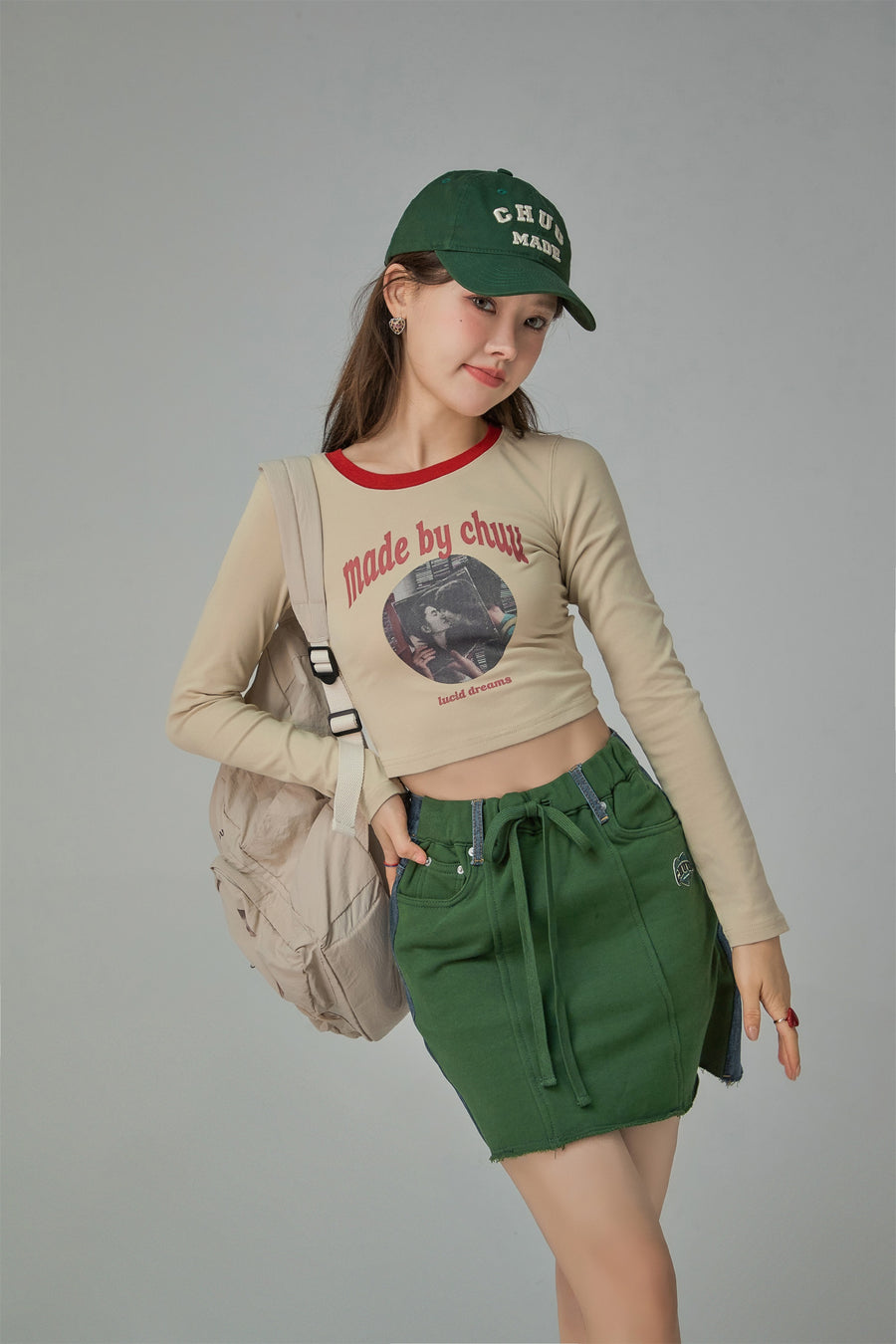 CHUU Lucid Dreams Cropped T-Shirt