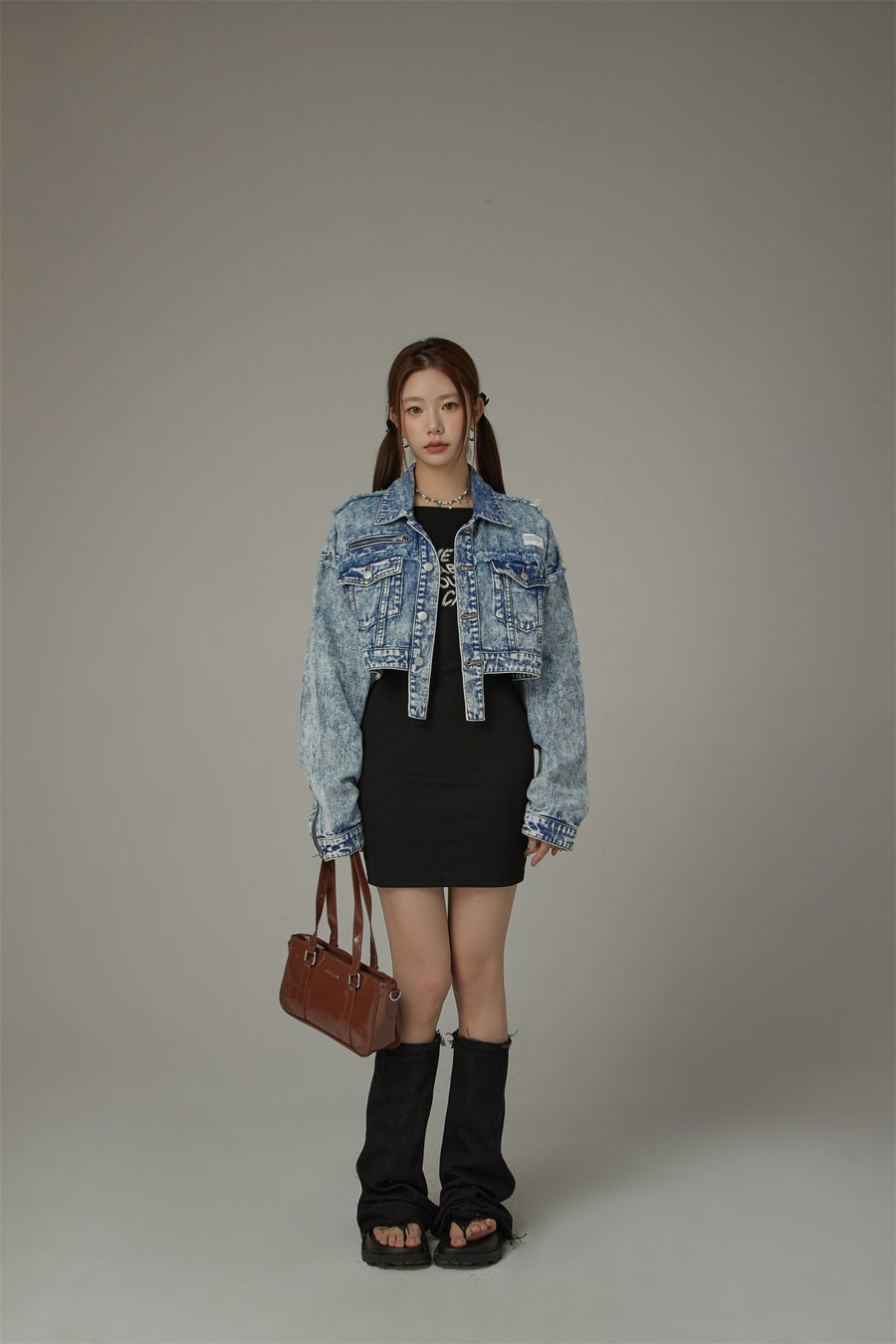 CHUU Fringe Trim Denim Cropped Jacket