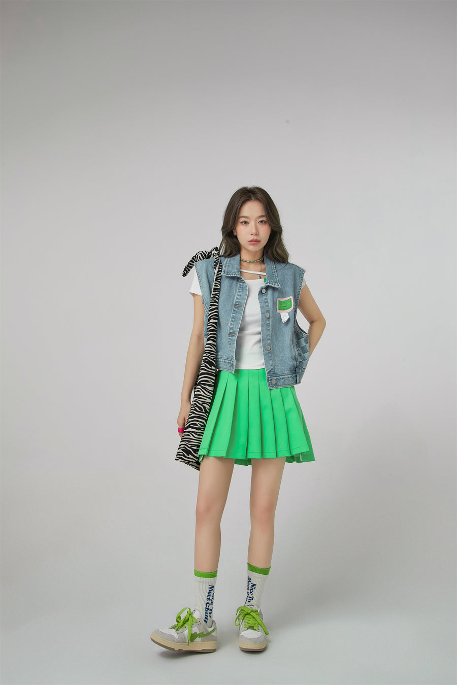 CHUU Bright Green Mini Tennis Skirt