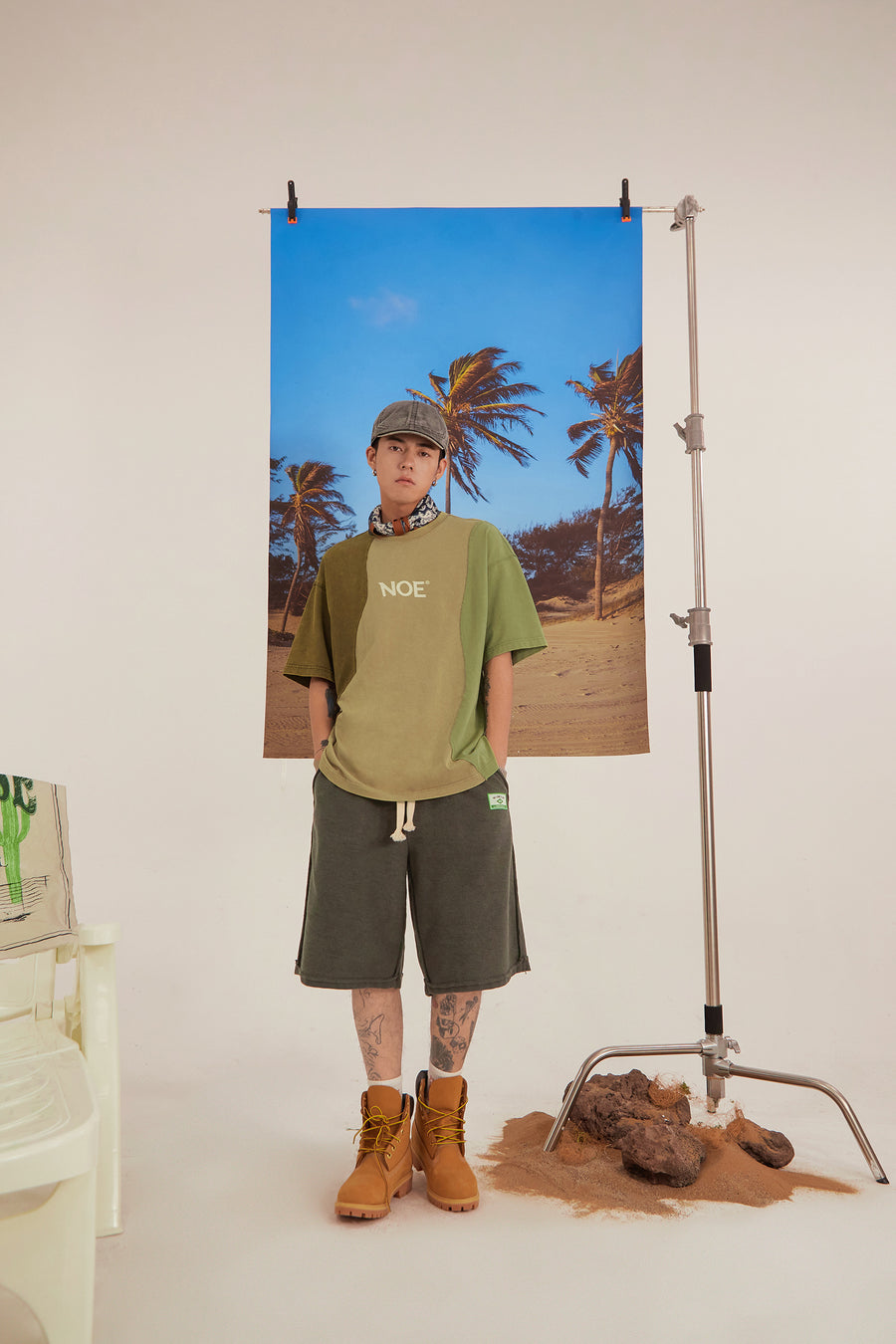 CHUU Oversized Camo T-Shirt