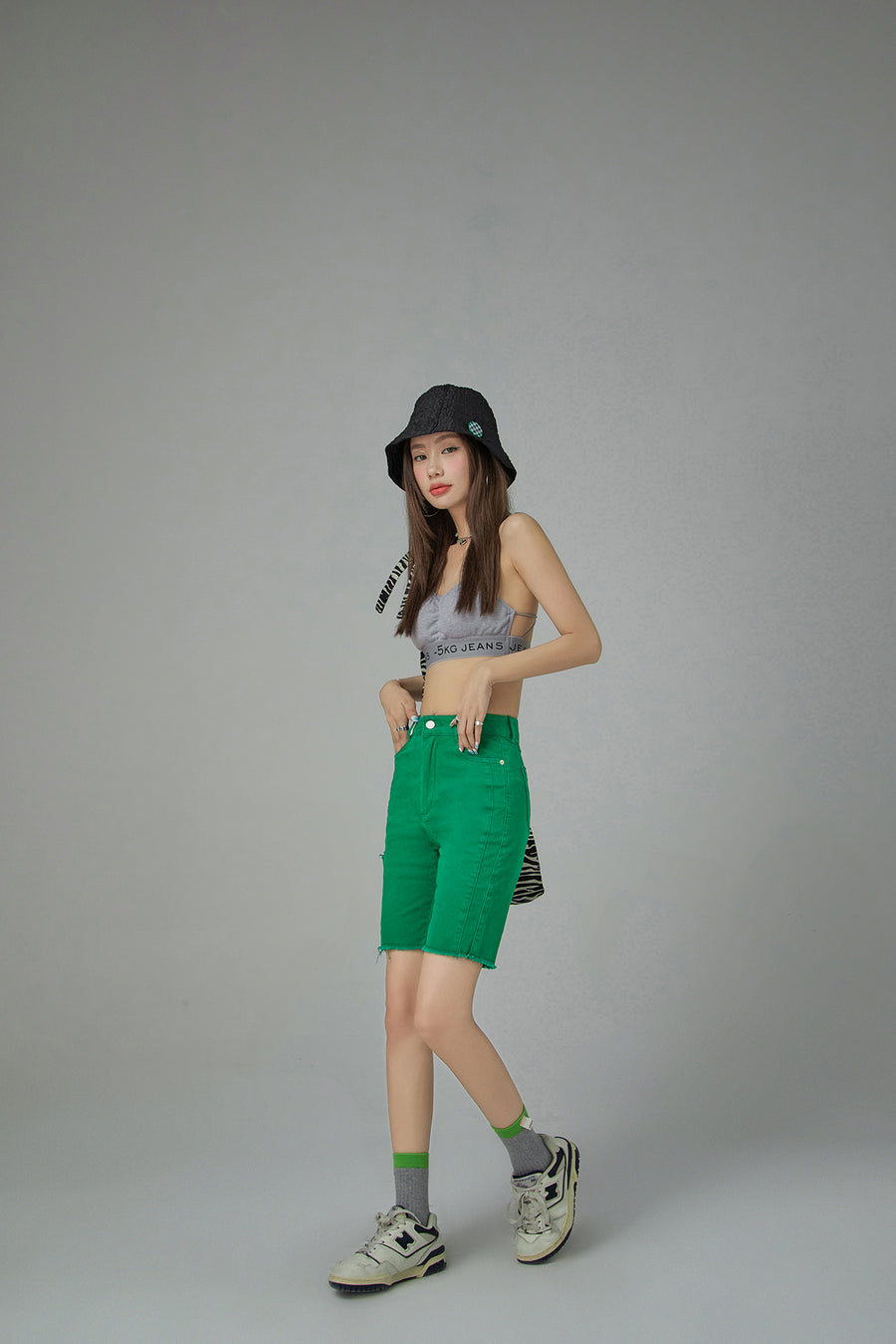 CHUU Side Cutout Denim Bermuda Shorts