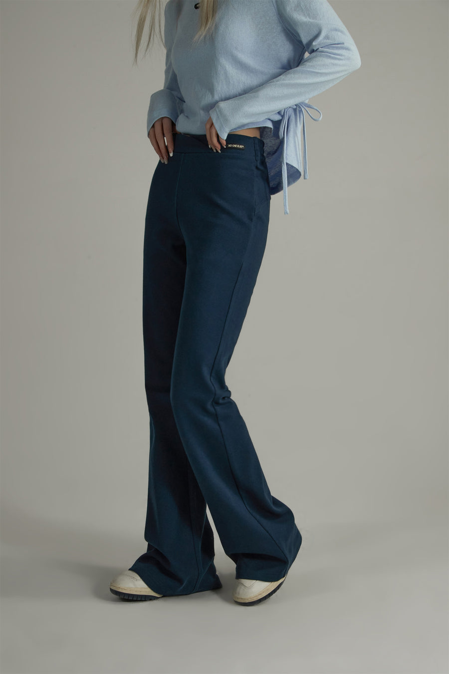 CHUU Semi Bootcut Slacks