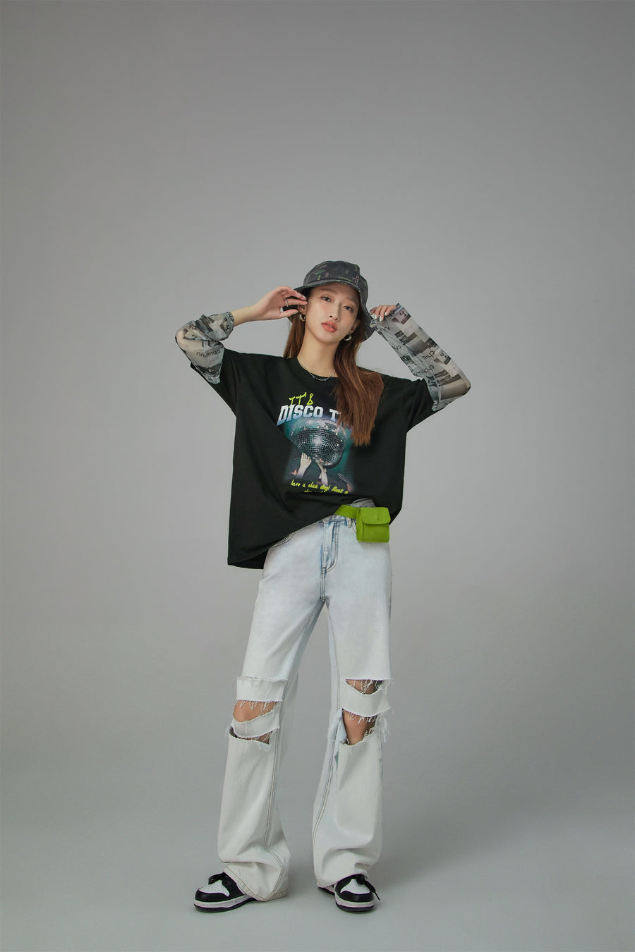 CHUU Disco Time See-Through Sleeves T-Shirt