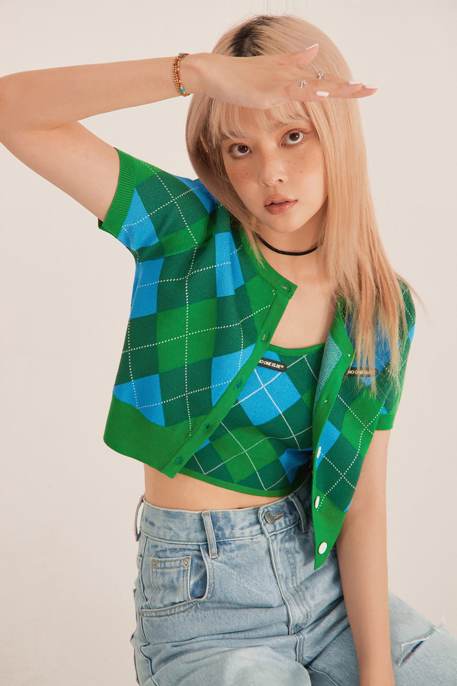 CHUU Argyle Short-Sleeved Crop Cardigan