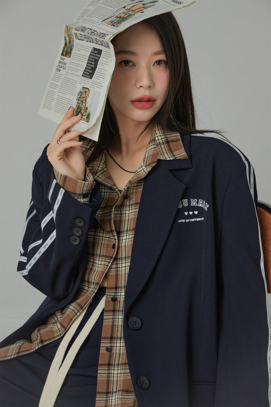 CHUU Loose Fit Love Is Universal Blazer Jacket