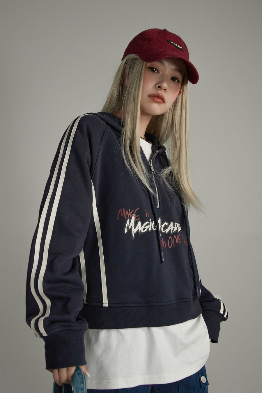 CHUU Magic Academy Half Zip-Up Hoodie