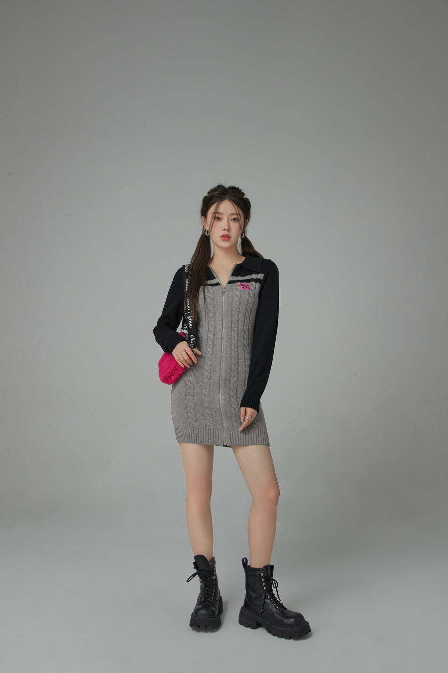 CHUU Twilight Zone Zip-Up Knit One Piece Dress