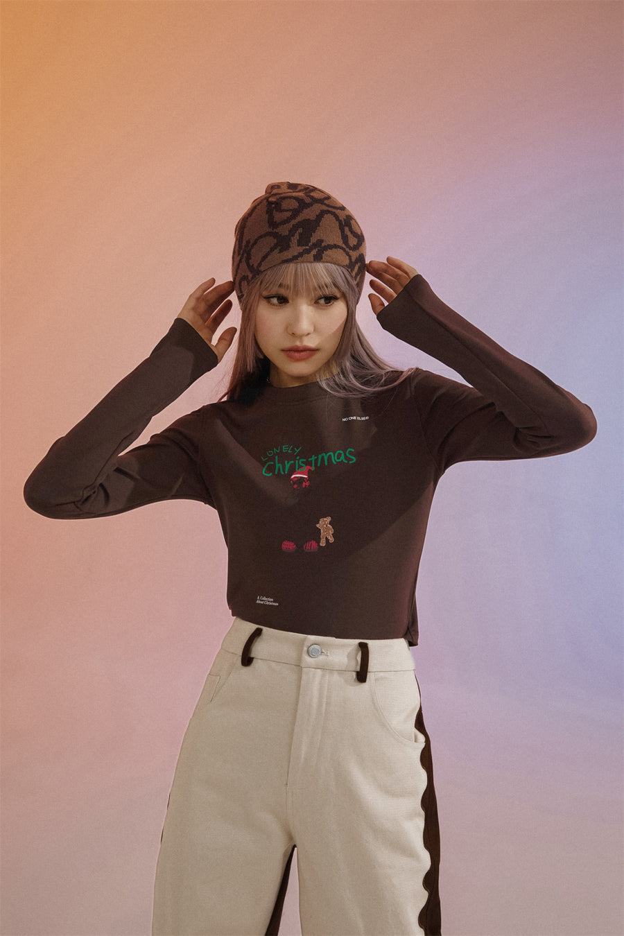 CHUU Christmas Cropped T-Shirt