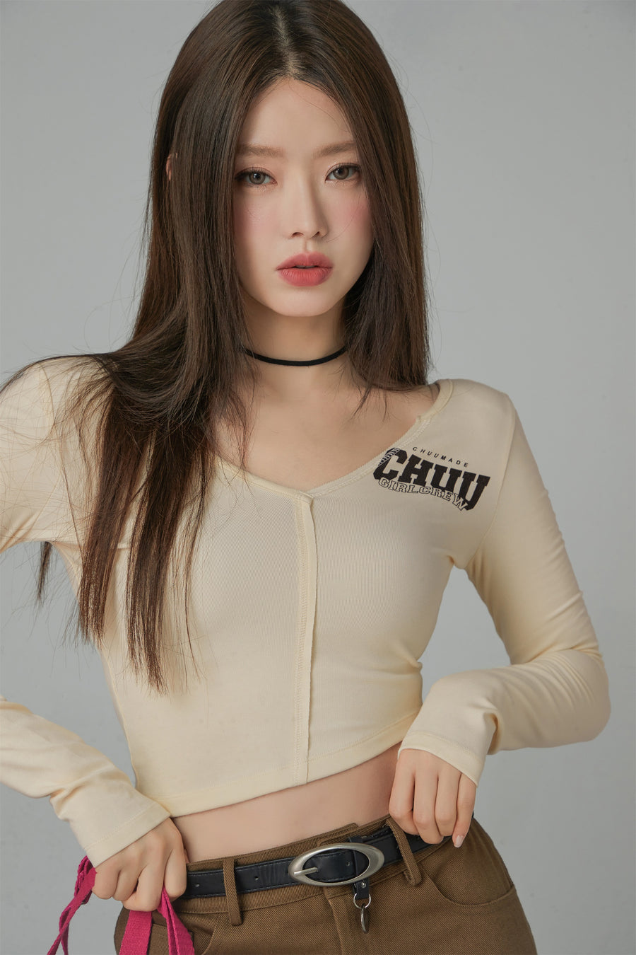 CHUU Deep V-Neck Long Sleeved Top