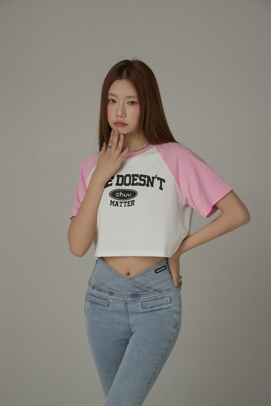 CHUU Size Doesnt Matter Raglan Cropped T-Shirt