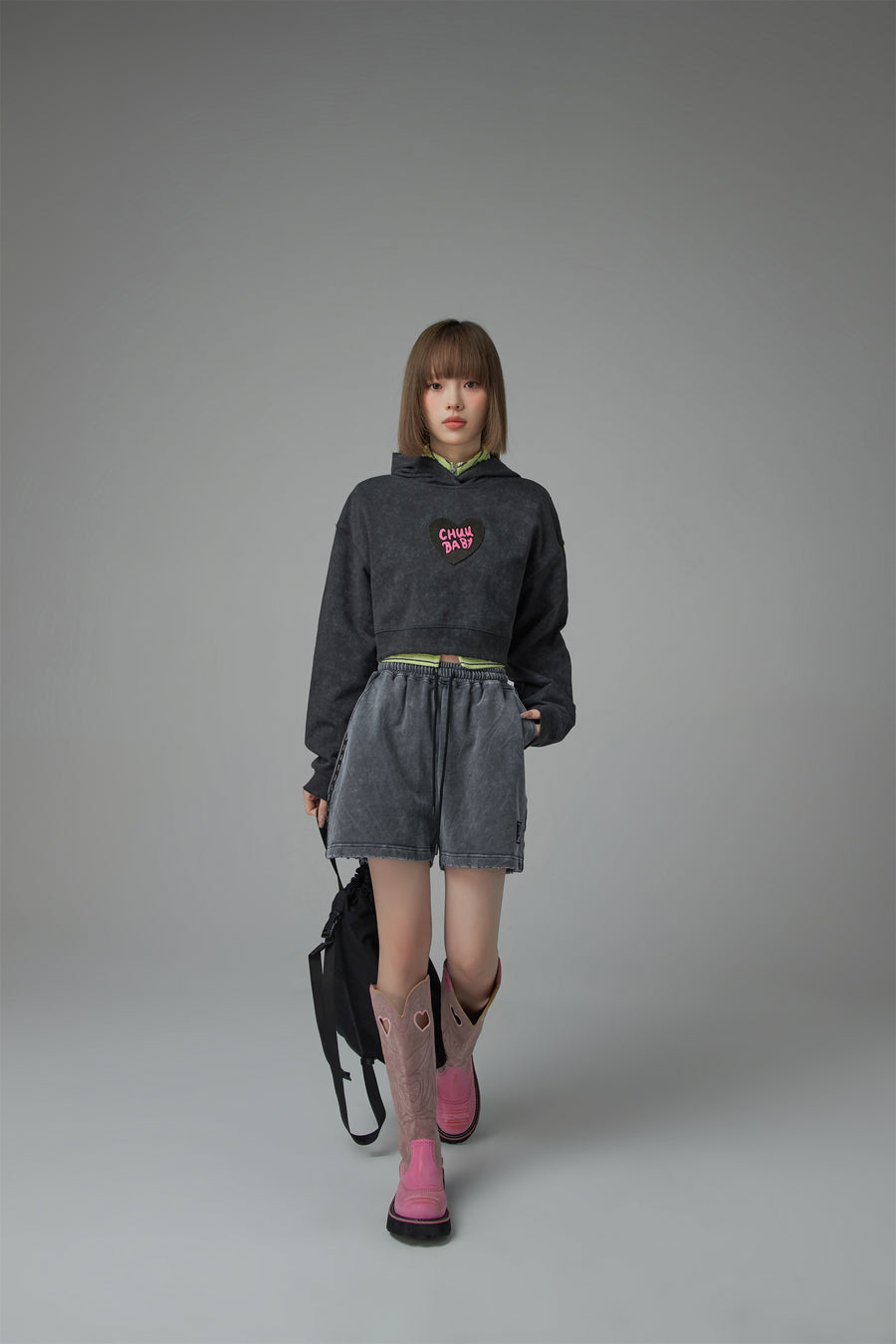 CHUU Chuu Baby Heart Crop Hoodie