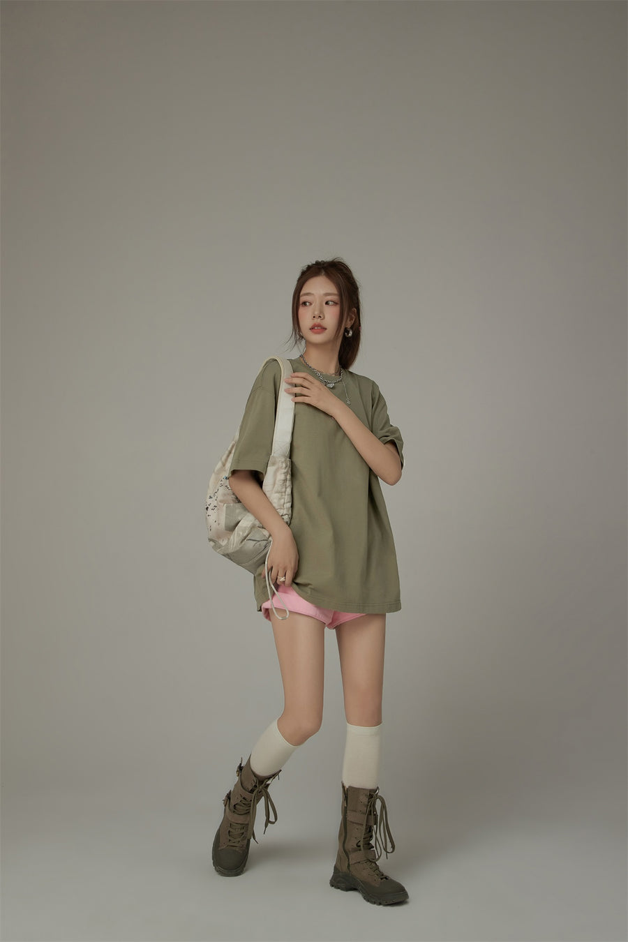 CHUU String Roll-Up Shorts