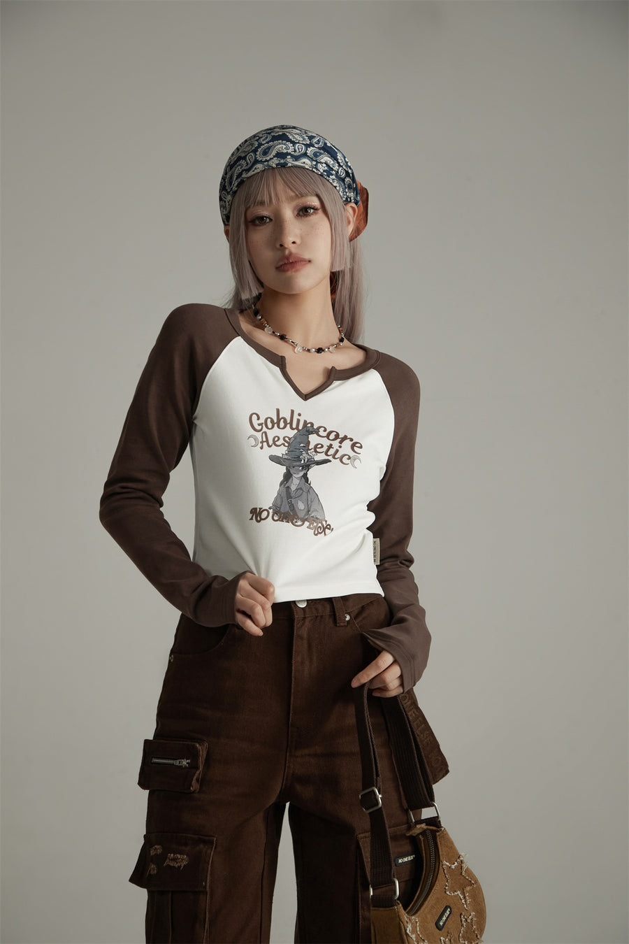 CHUU Color Combination Goblin Core Raglan T-Shirt