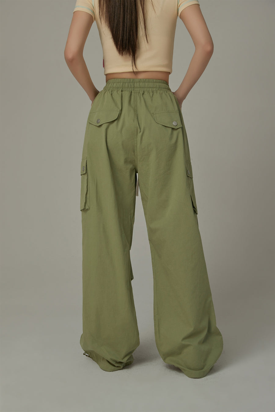 CHUU Basic Color String Cargo Wide Pants