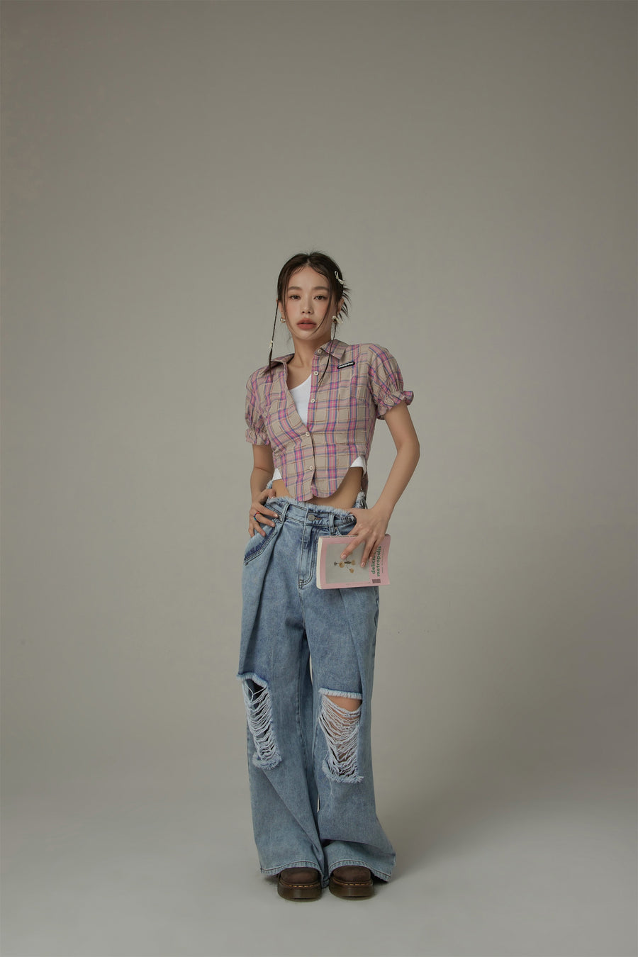 CHUU Eyelet Back Cut Out Check Shirt