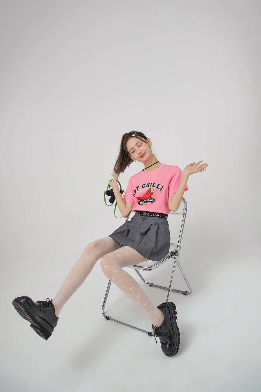 CHUU Hot Chilli Loosefit T-Shirt