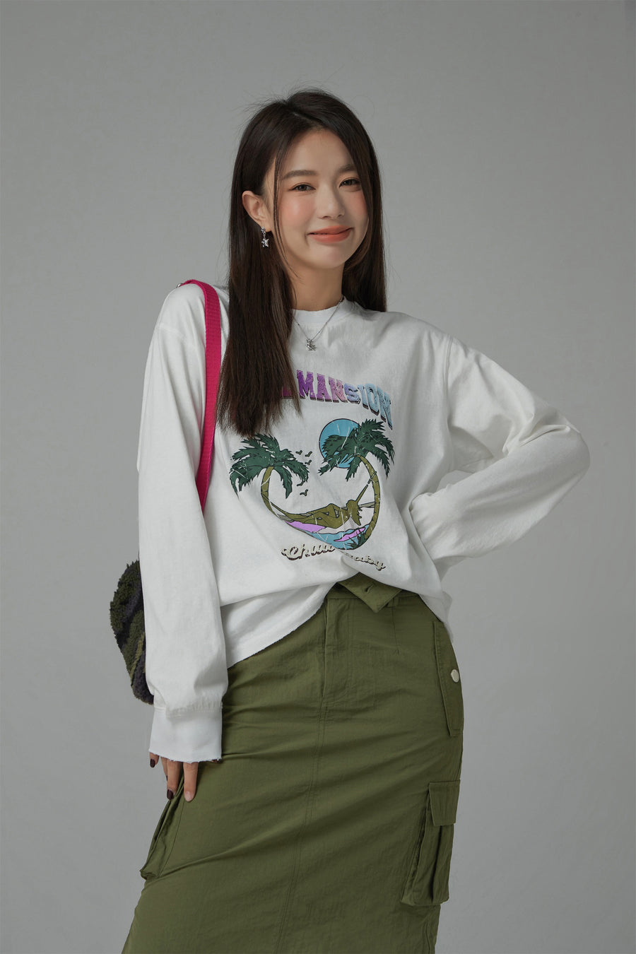 CHUU Pearl Mansion Loose Fit Long Sleeve T-Shirt