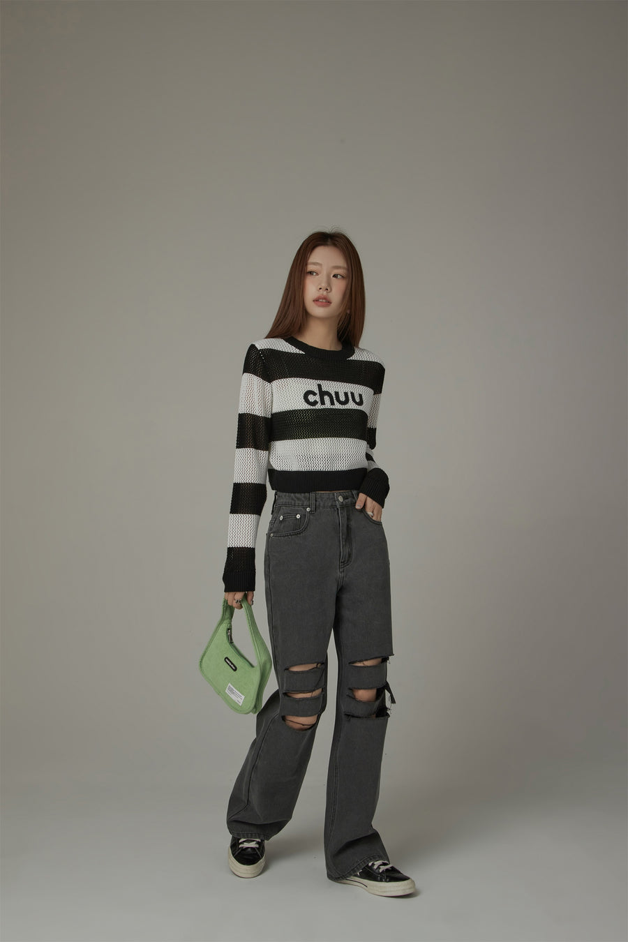 CHUU Striped Cropped Knit Top