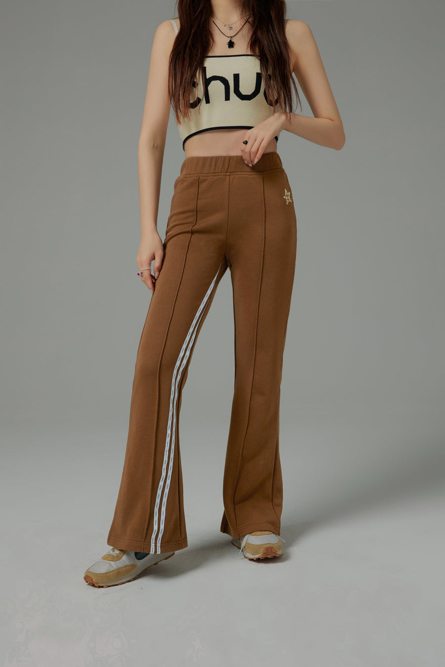 CHUU Exhilarating Slim Bootcut Jogger Pants