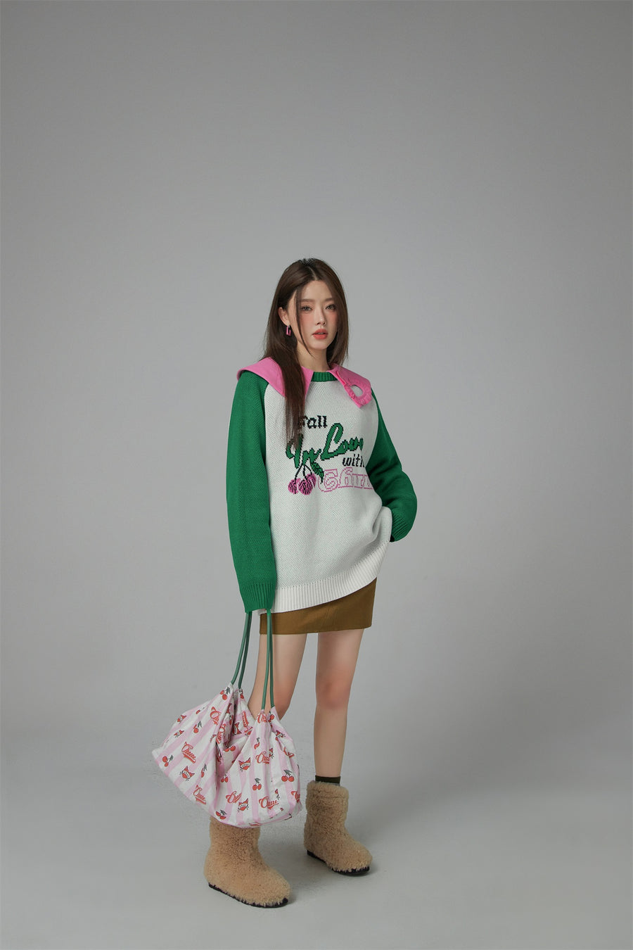 CHUU Fall In Love With You Knit Sweater