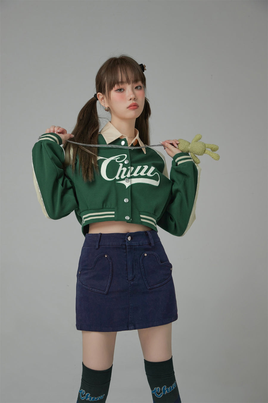 CHUU Heart Pocket Denim Mini Skirt