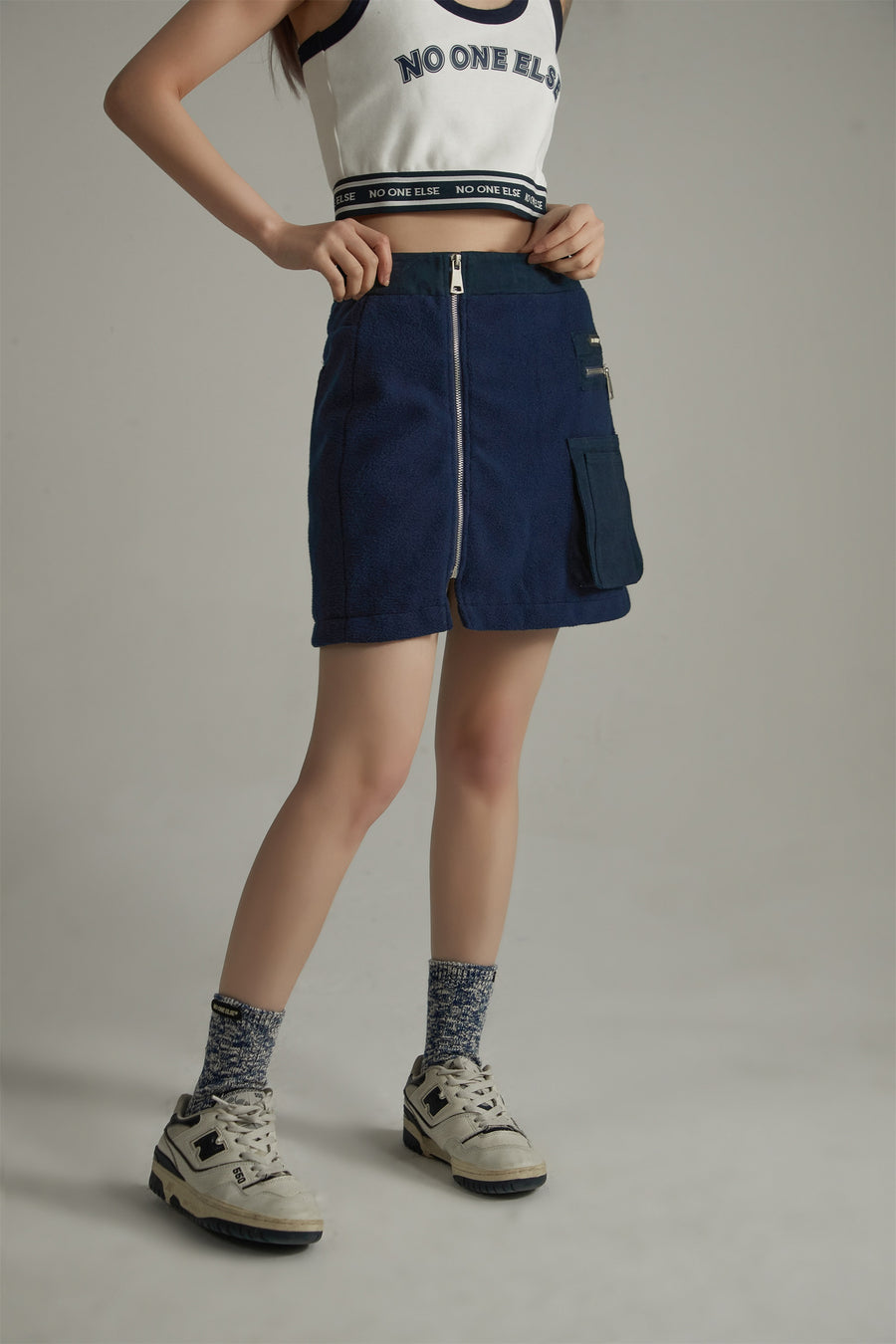 CHUU Pocket Fleece Mini Skirt