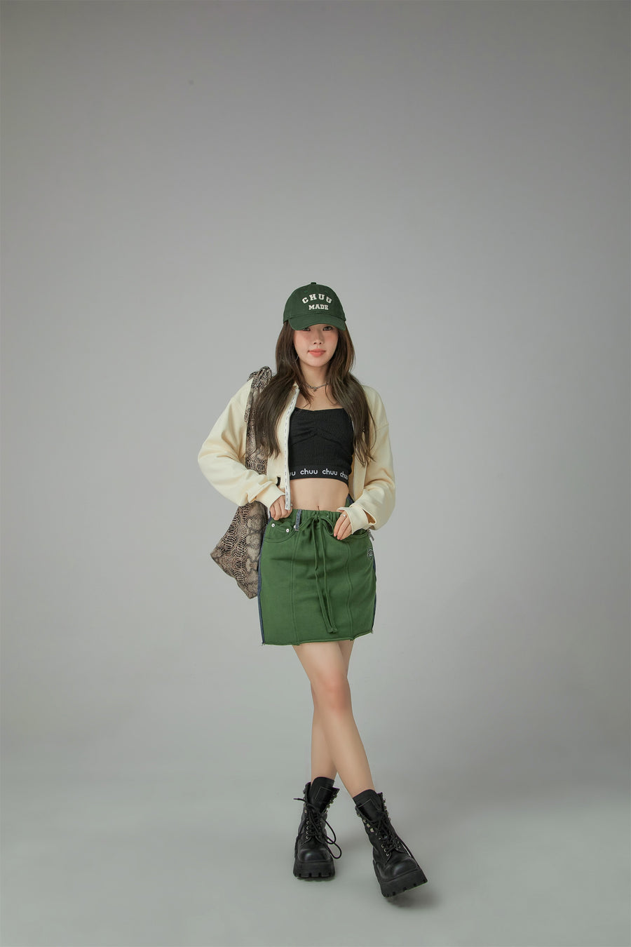 CHUU Two Faced Denim Mini Skirt