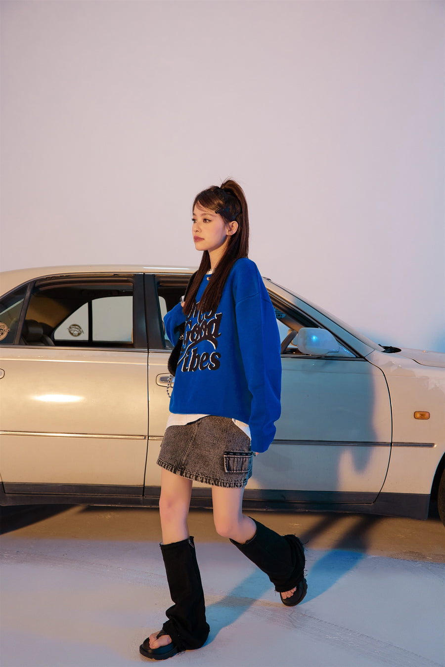 CHUU Noe Only Good Vibes Loose Fit Knit Sweater