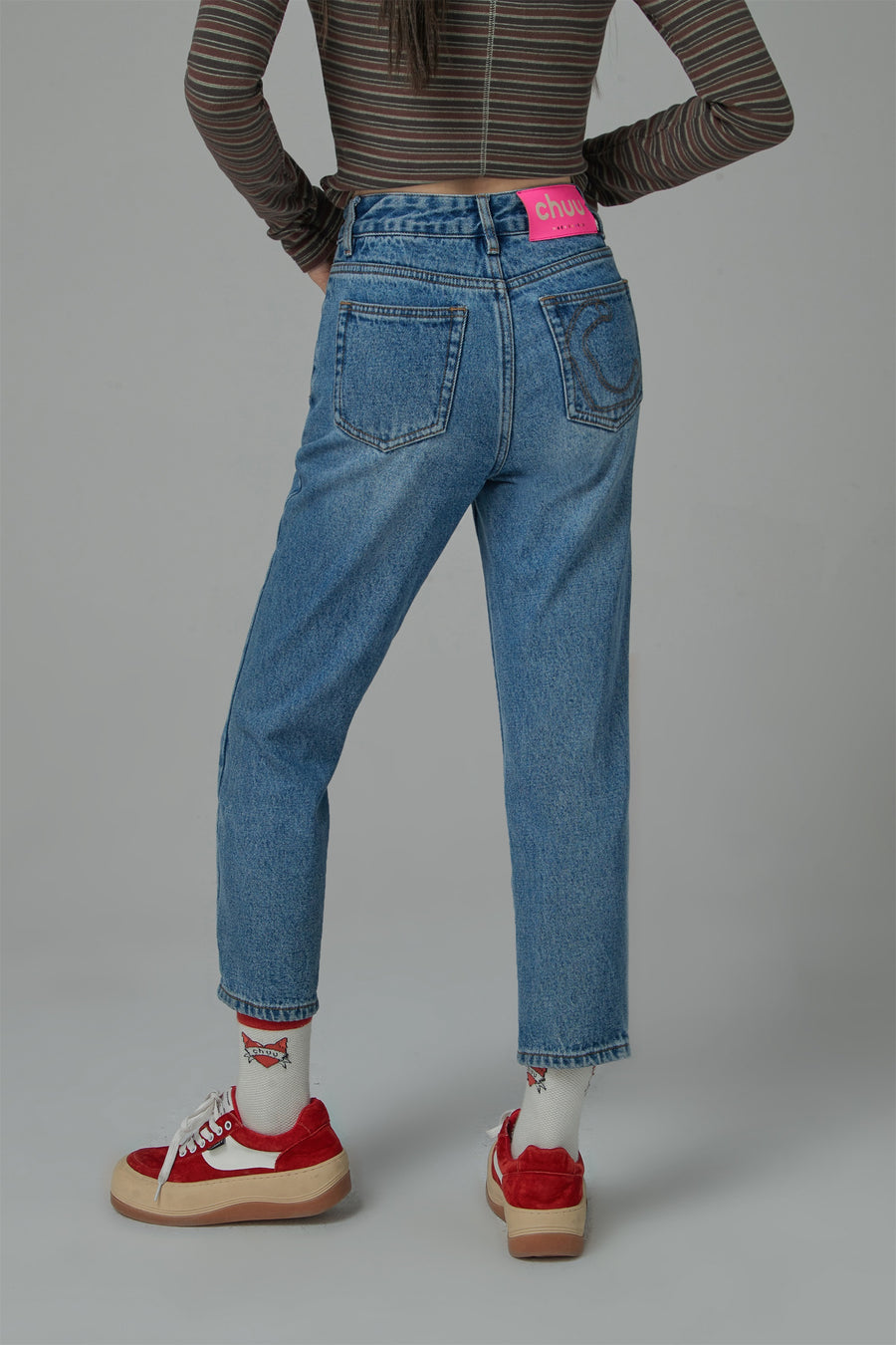 CHUU Can We Fall High-Waist Straight Jeans