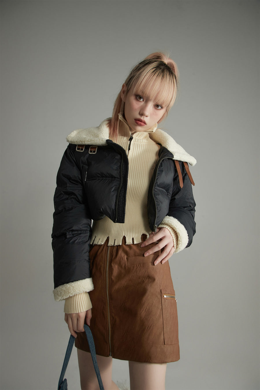 CHUU Fleece Collar Crop Padded Jacket