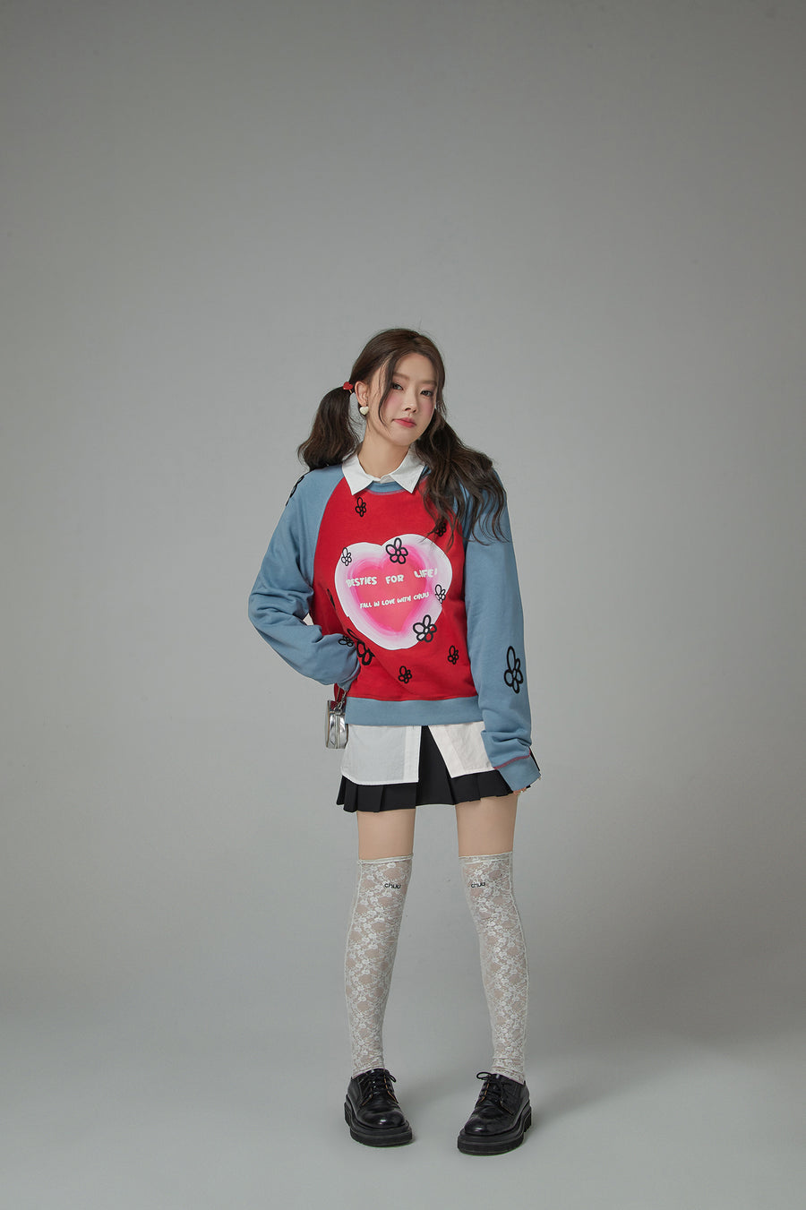 CHUU Besties For Life Flower Raglan Sweatshirt