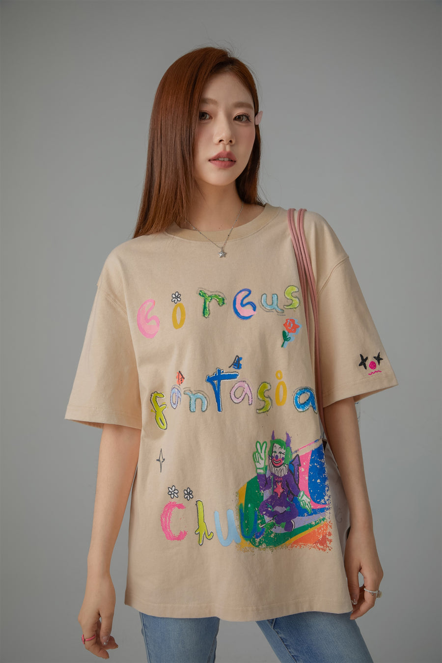 CHUU Circus Character Loose-Fit T-Shirt