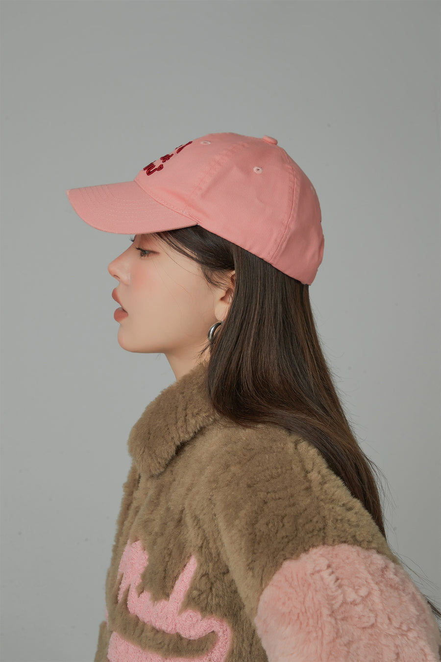 CHUU Greetings Sports Embroidered Cap