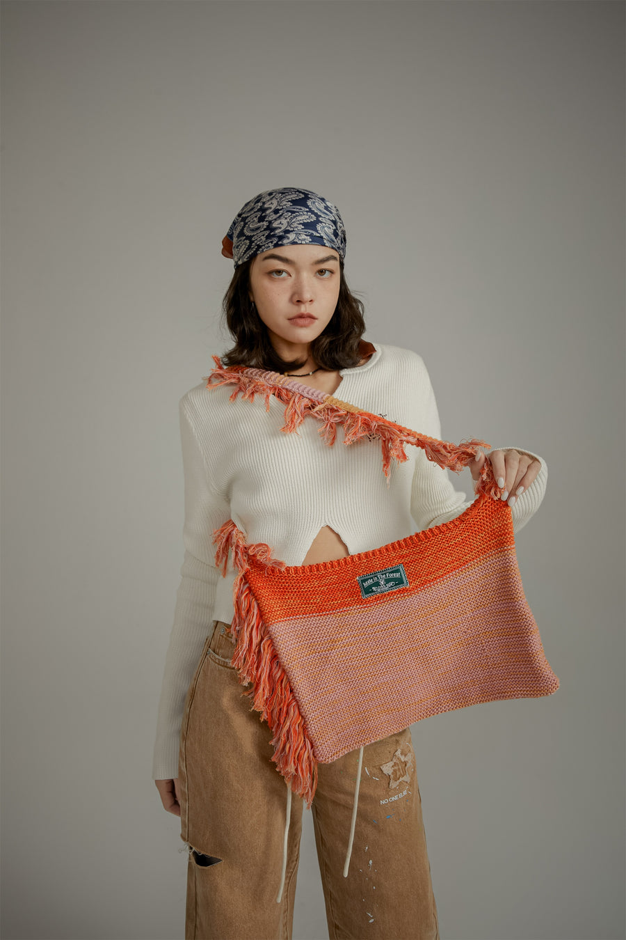 CHUU Fringe Knitted Shoulder Bag