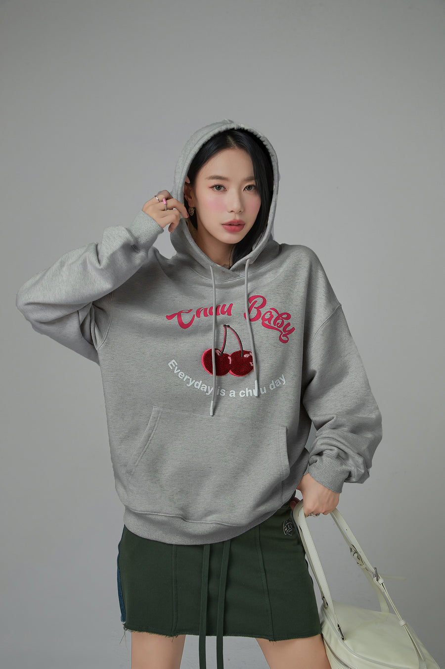 CHUU Cherry Loose Fit Hoodie