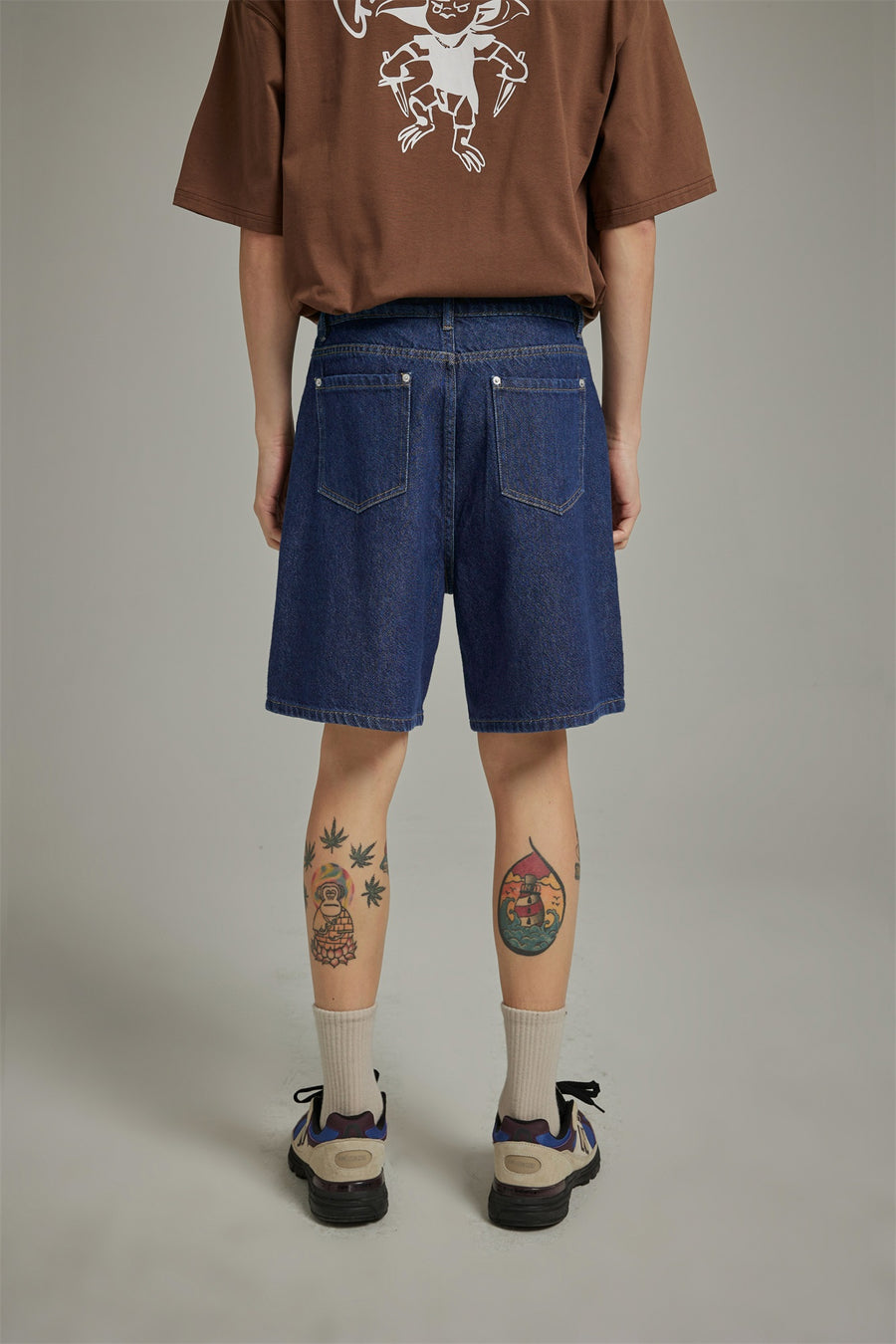 CHUU Wide Denim Shorts