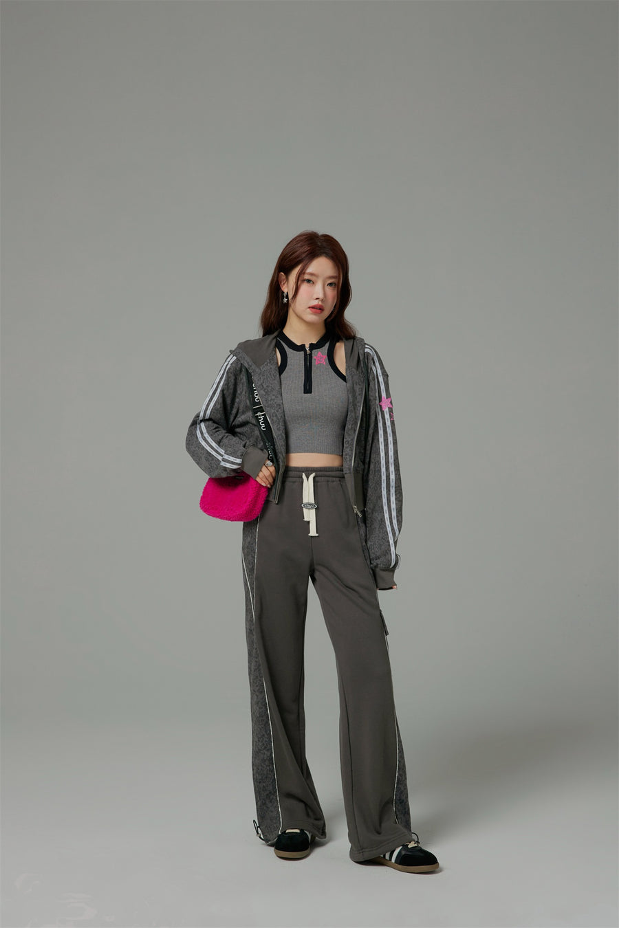 CHUU String Leopard Sweatpants