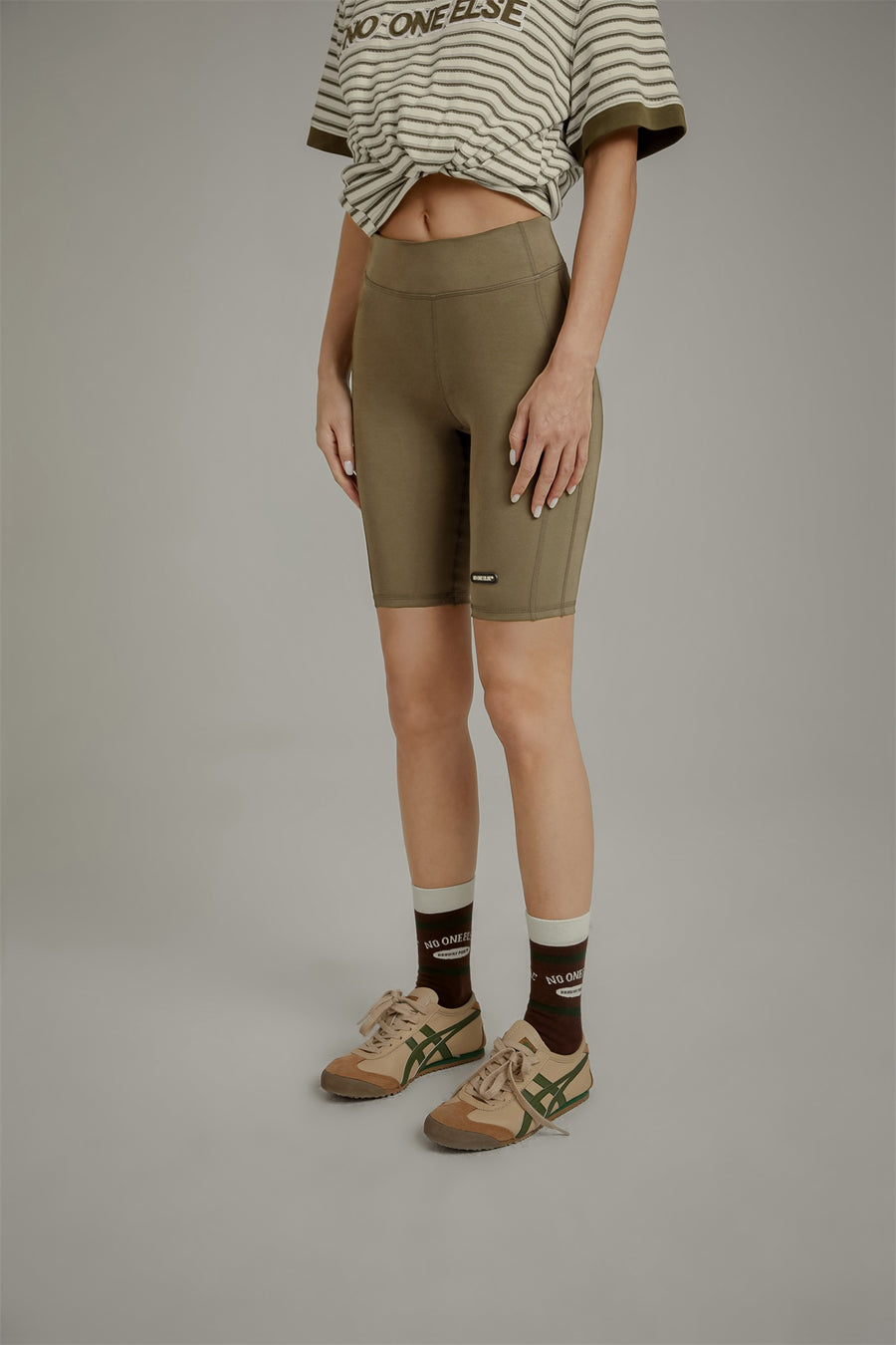 CHUU Line Point Biker Shorts