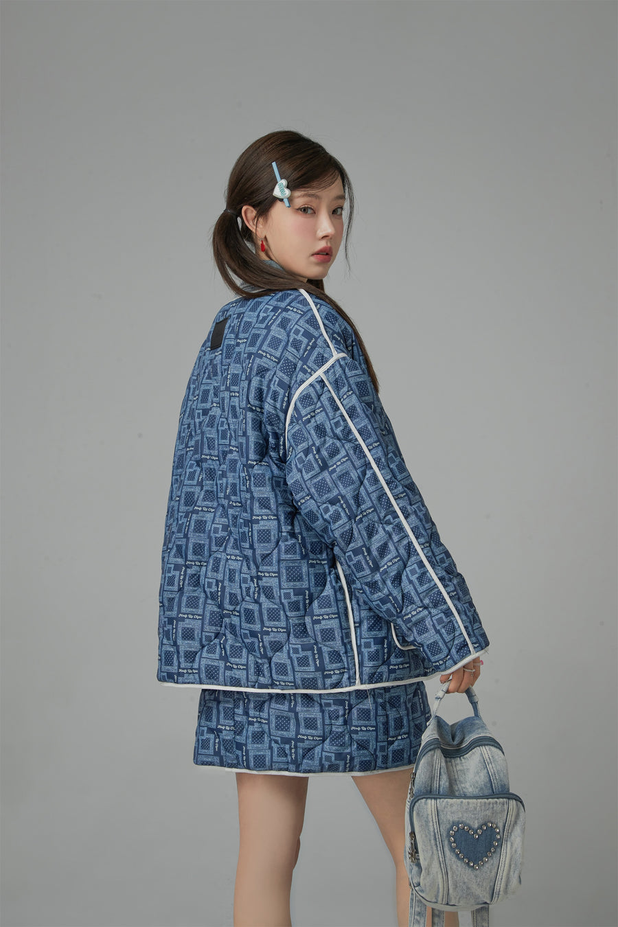 CHUU Over The Drama Pocket Wave Quilted Jacket