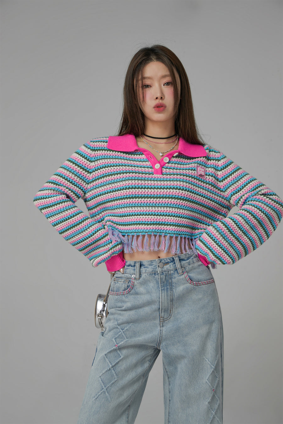 CHUU The Kiss Crochet Fringe Crop Sweater