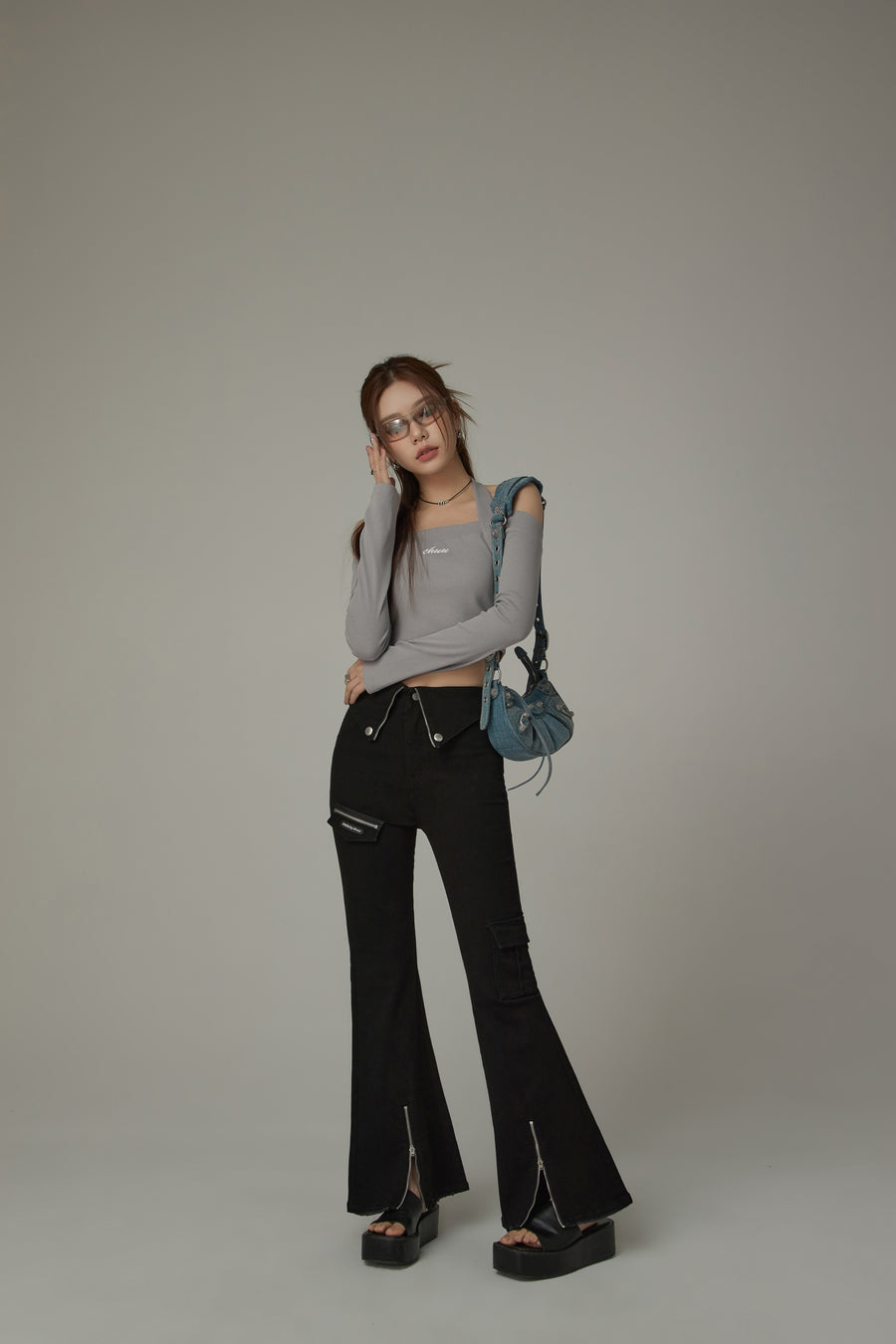 CHUU Zipper Slits Bootcut Pants