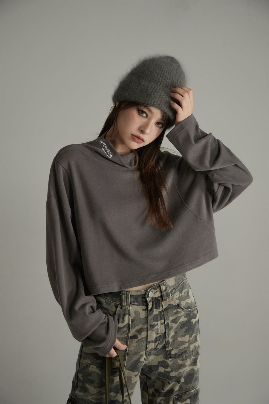 CHUU Wide Turtleneck Long-Sleeves Top