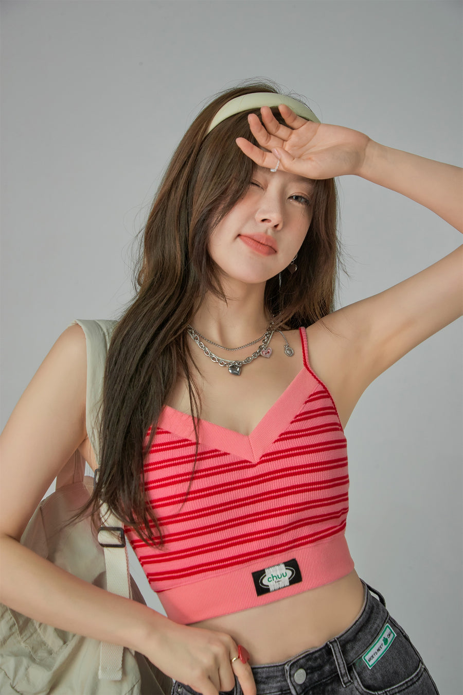 CHUU V Neck Stripe Knit Crop T-Shirt