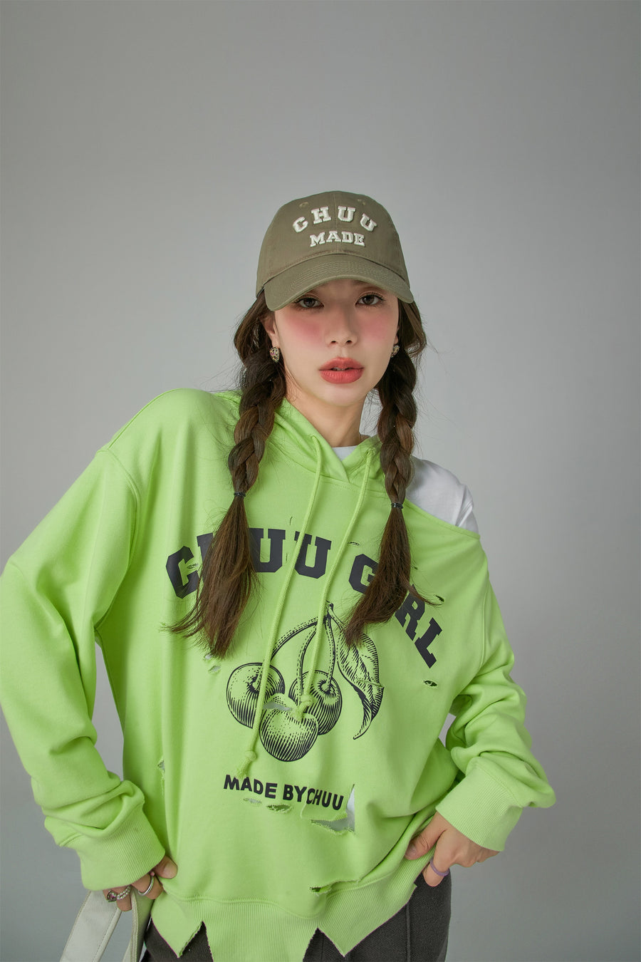 CHUU Chuu Girl Unbalanced Cutout Shoulder Hoodie