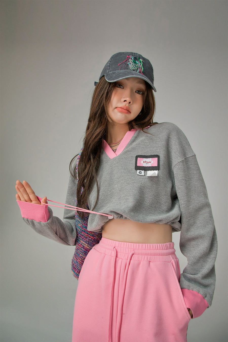 CHUU V-Neck Drawstring Sweatshirt