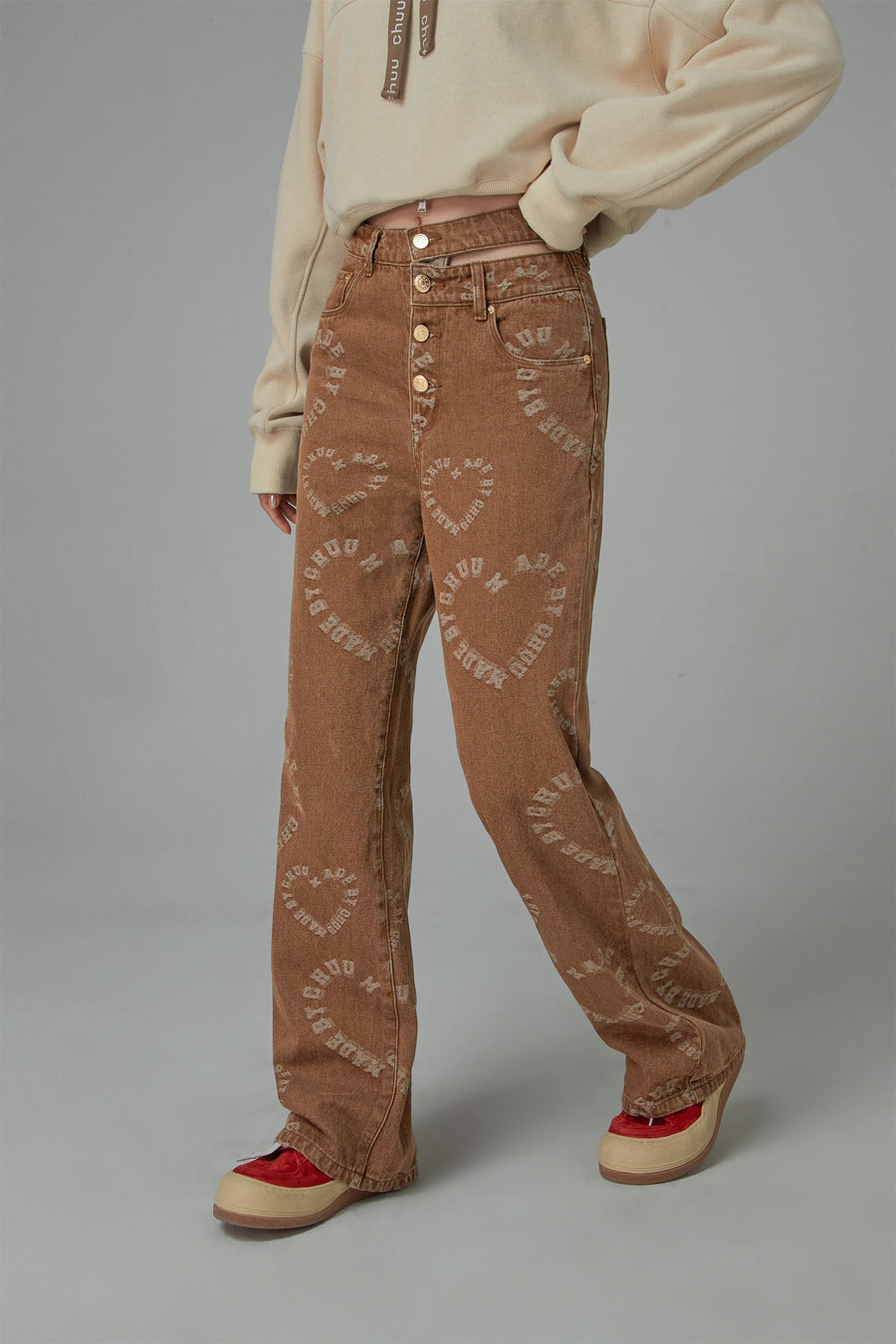 CHUU Waist Cutout Heart Print Wide Jeans